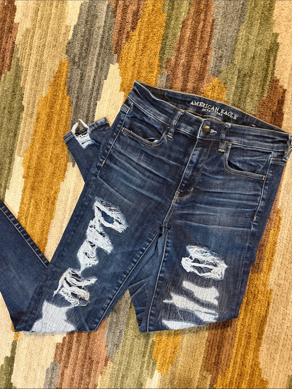 American Eagle High Rise Ripped Skinny Jeans